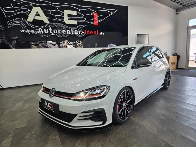 Volkswagen Golf view 8