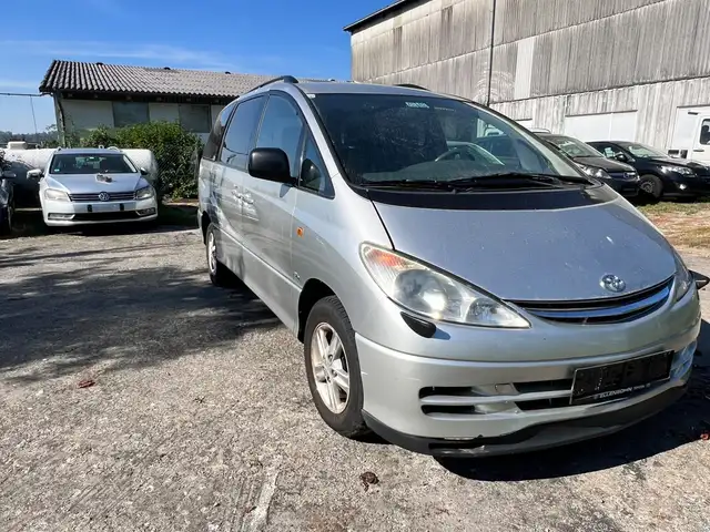 Toyota Previa 2.0 D-4D Linea Terra