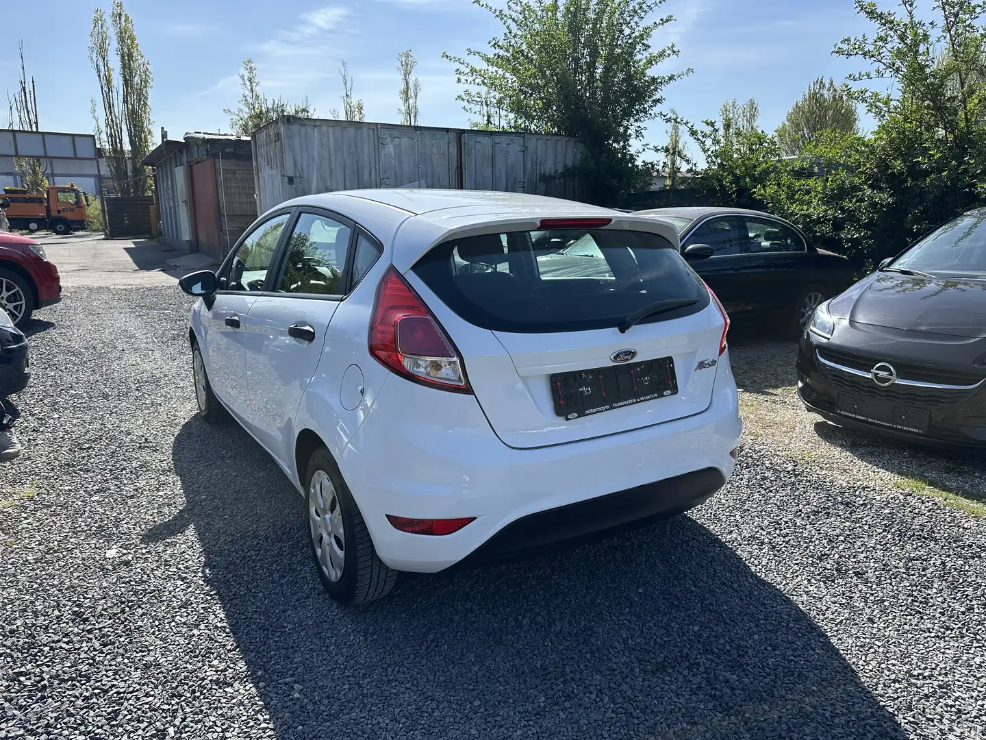 Ford Fiesta Ambiente Blanco - 2