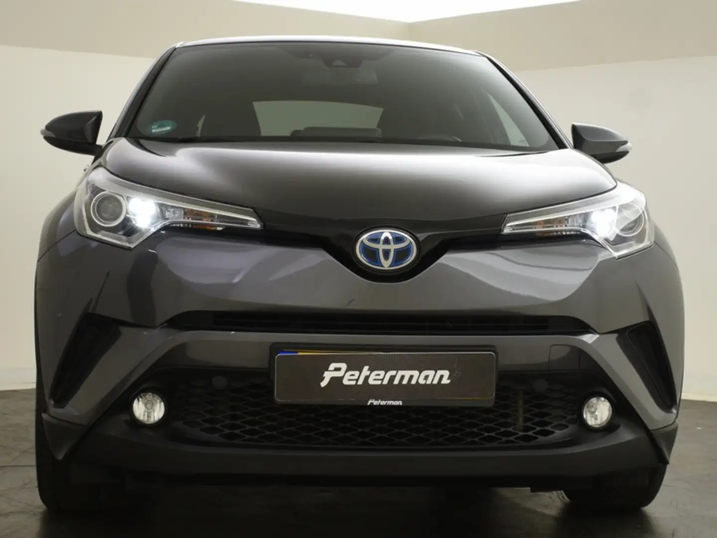 Toyota C-HR 1.8 Hybride Energy | Trekhaak Grau - 2
