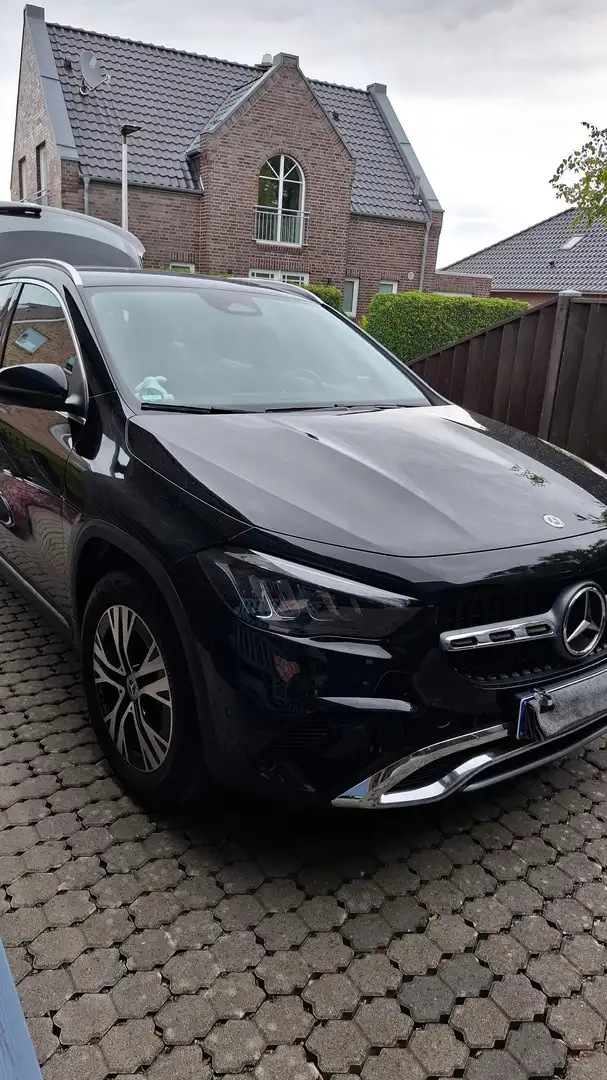 Mercedes-Benz GLA 180 GLA 180 7G-DCT Progressive Advanced Negru - 2