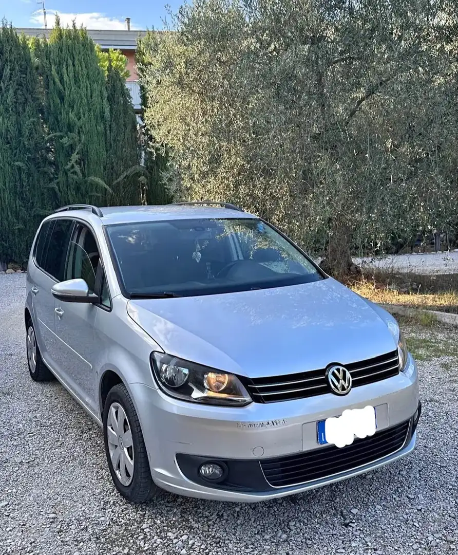 Volkswagen Touran 1.6 102 Trendline - 1