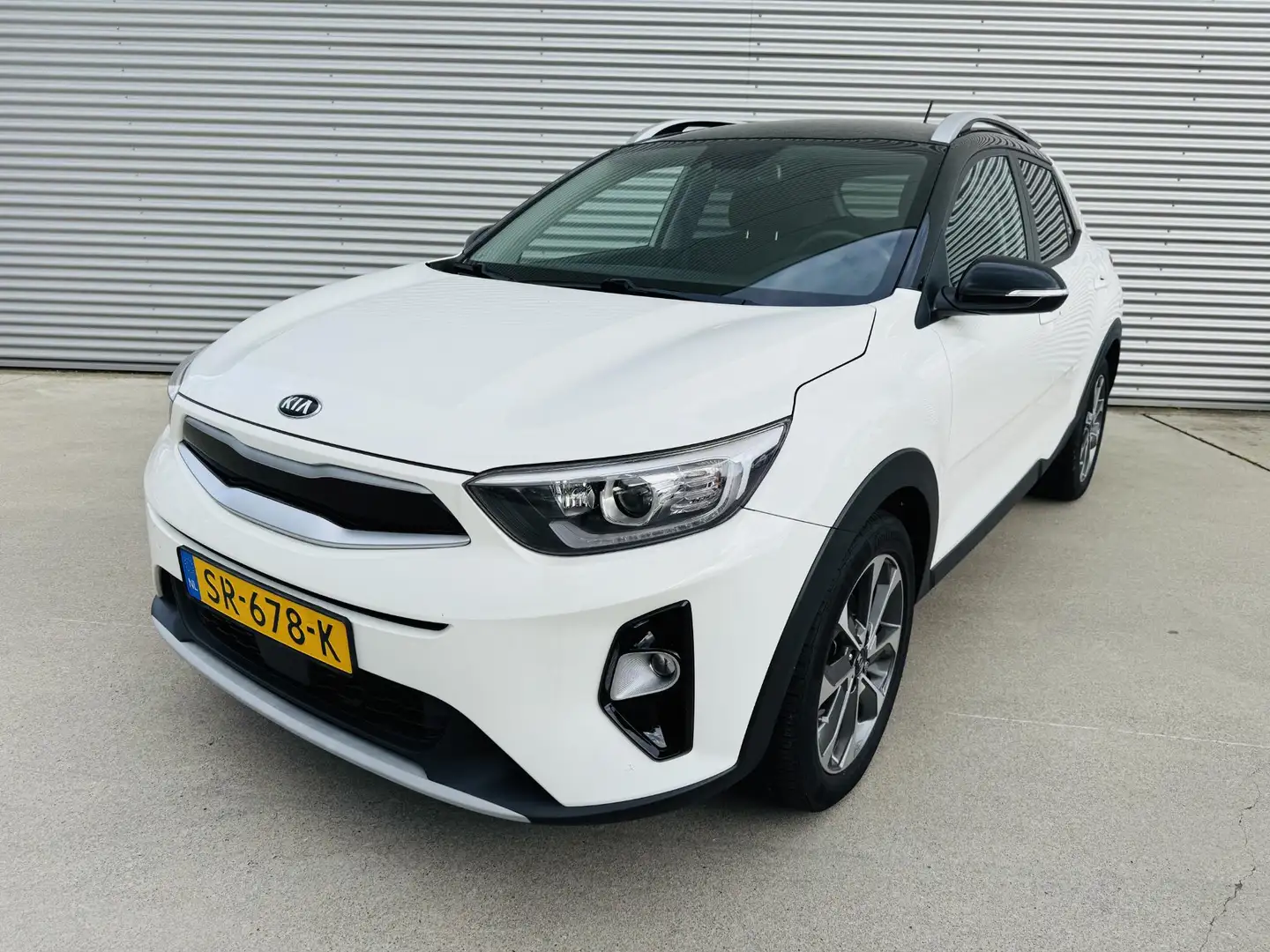 Kia Stonic 1.0 T-GDi DynamicLine 120pk 6-versn. 10930km !! | Blanc - 2