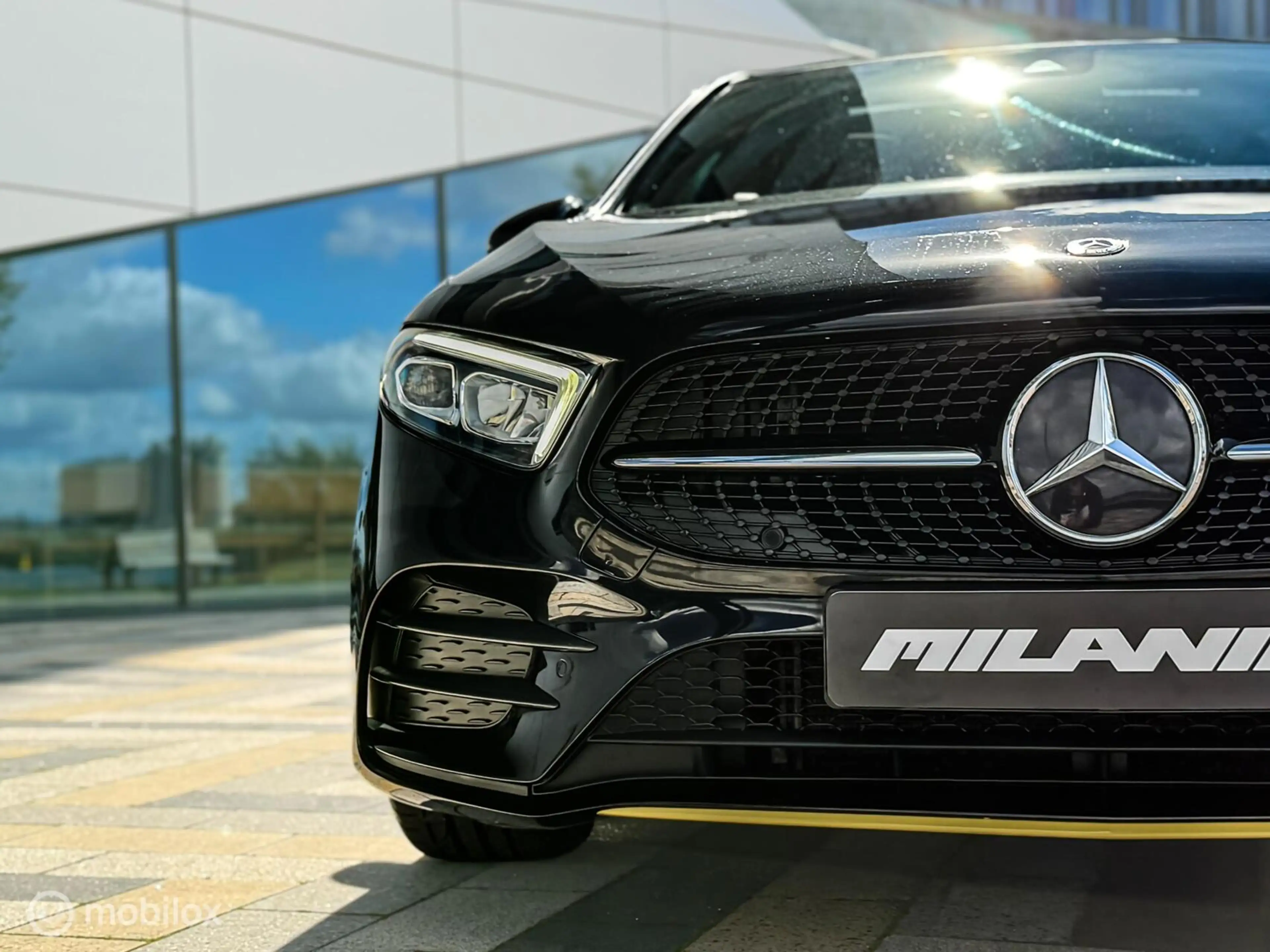 Mercedes-Benz A 220 Editon 1 AMG Line | Pano | Camera — photo 8