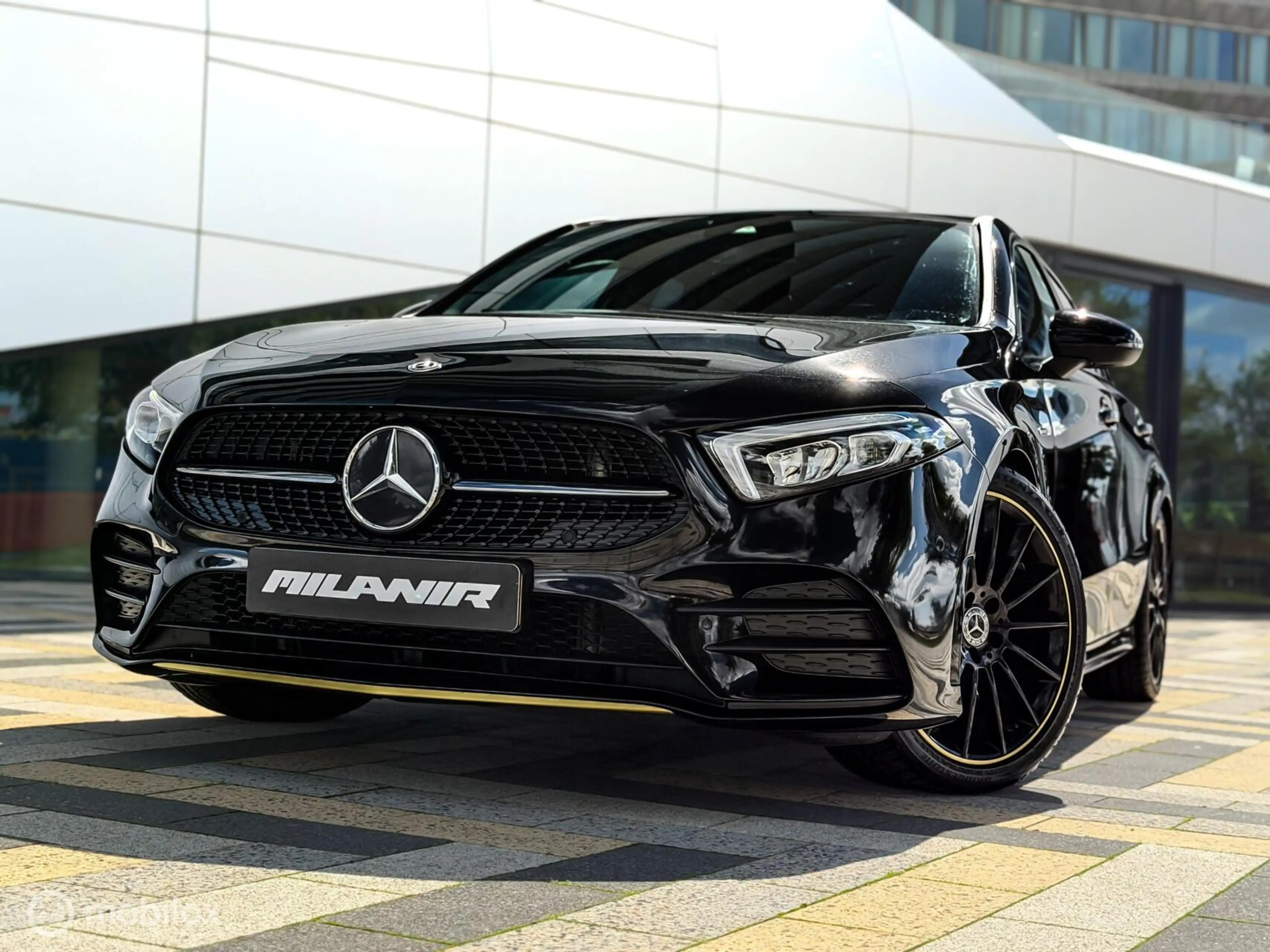 Mercedes-Benz A 220 Editon 1 AMG Line | Pano | Camera — photo 6