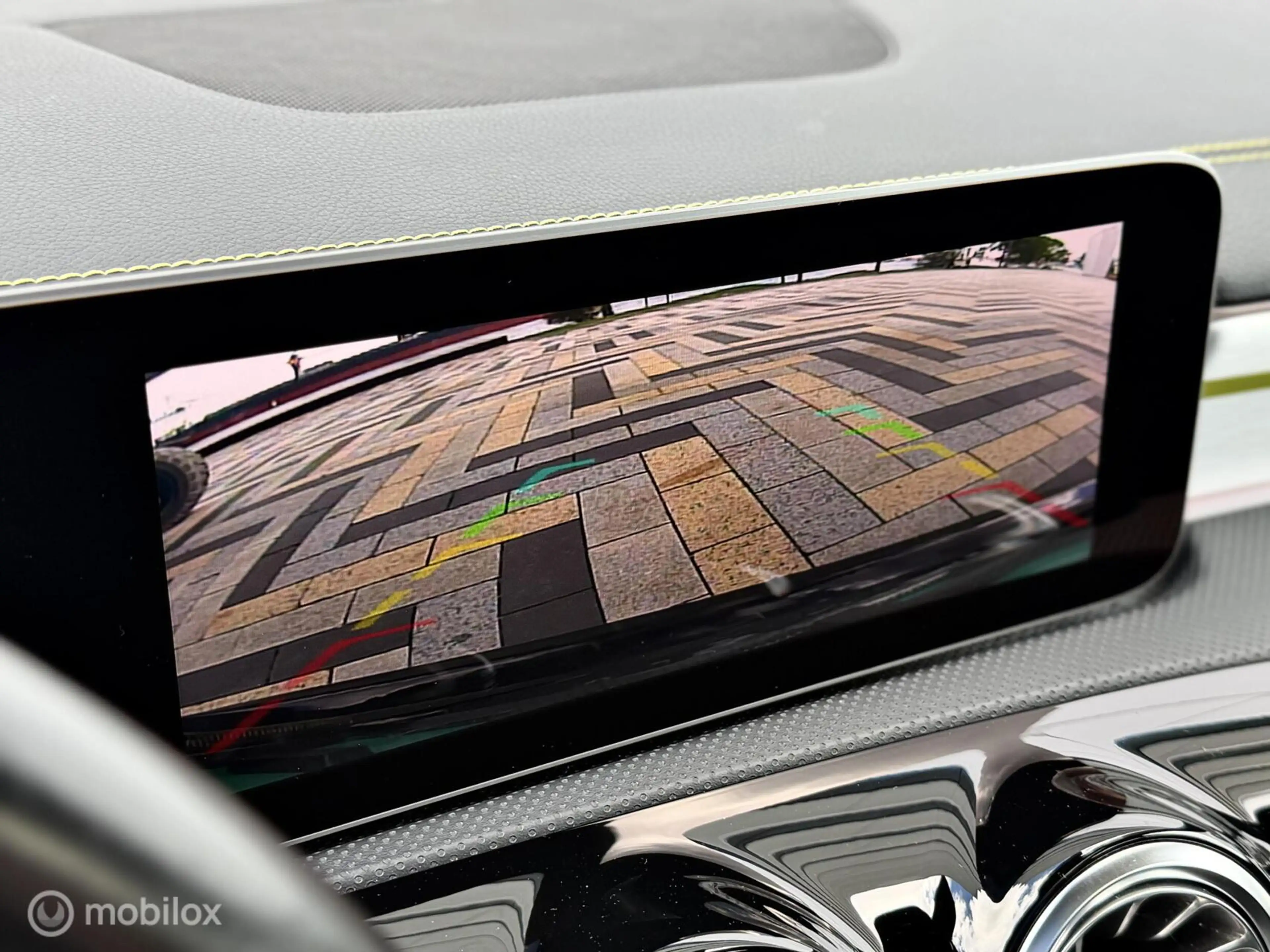 Mercedes-Benz A 220 Editon 1 AMG Line | Pano | Camera — photo 26