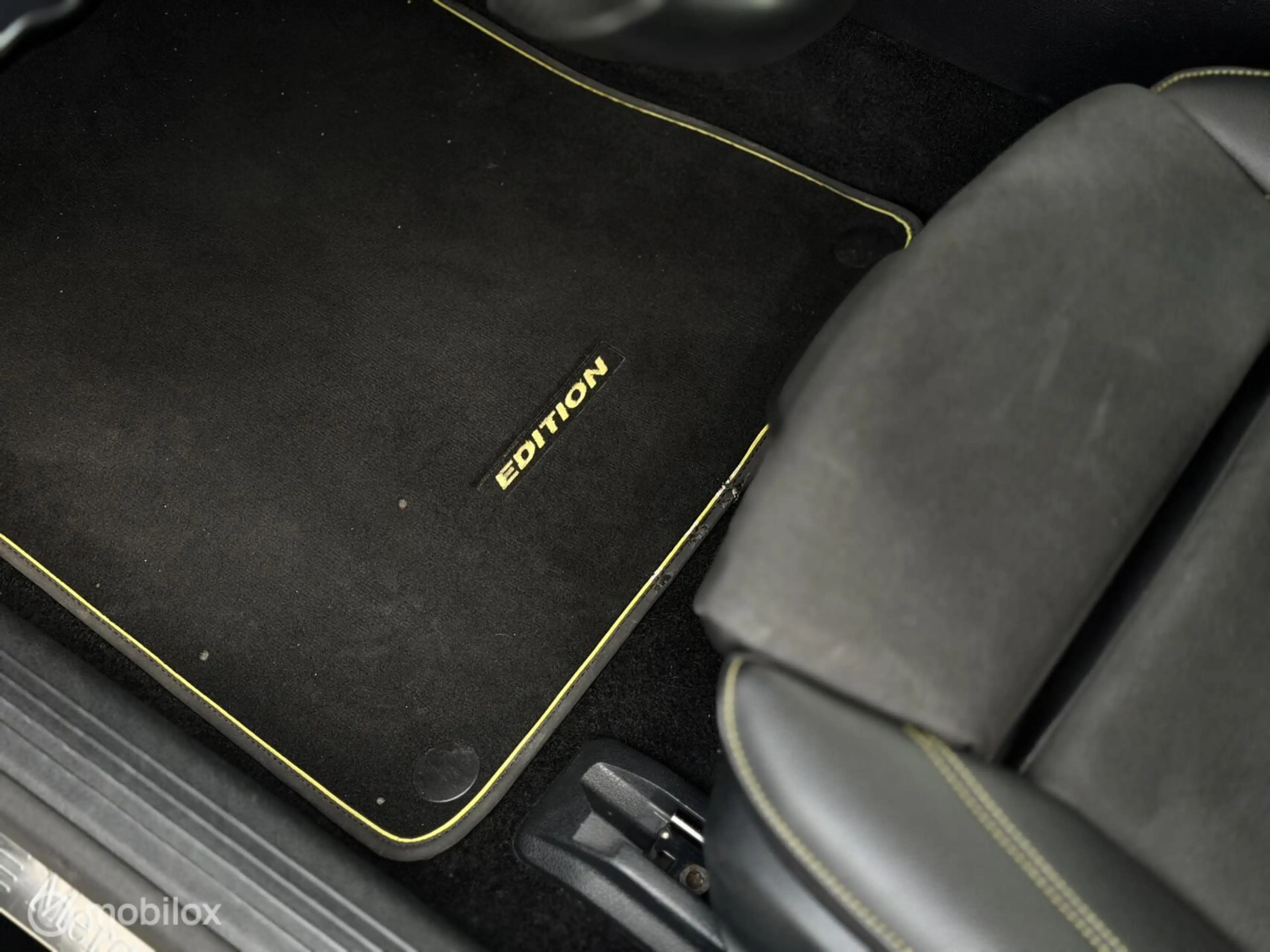 Mercedes-Benz A 220 Editon 1 AMG Line | Pano | Camera — photo 17