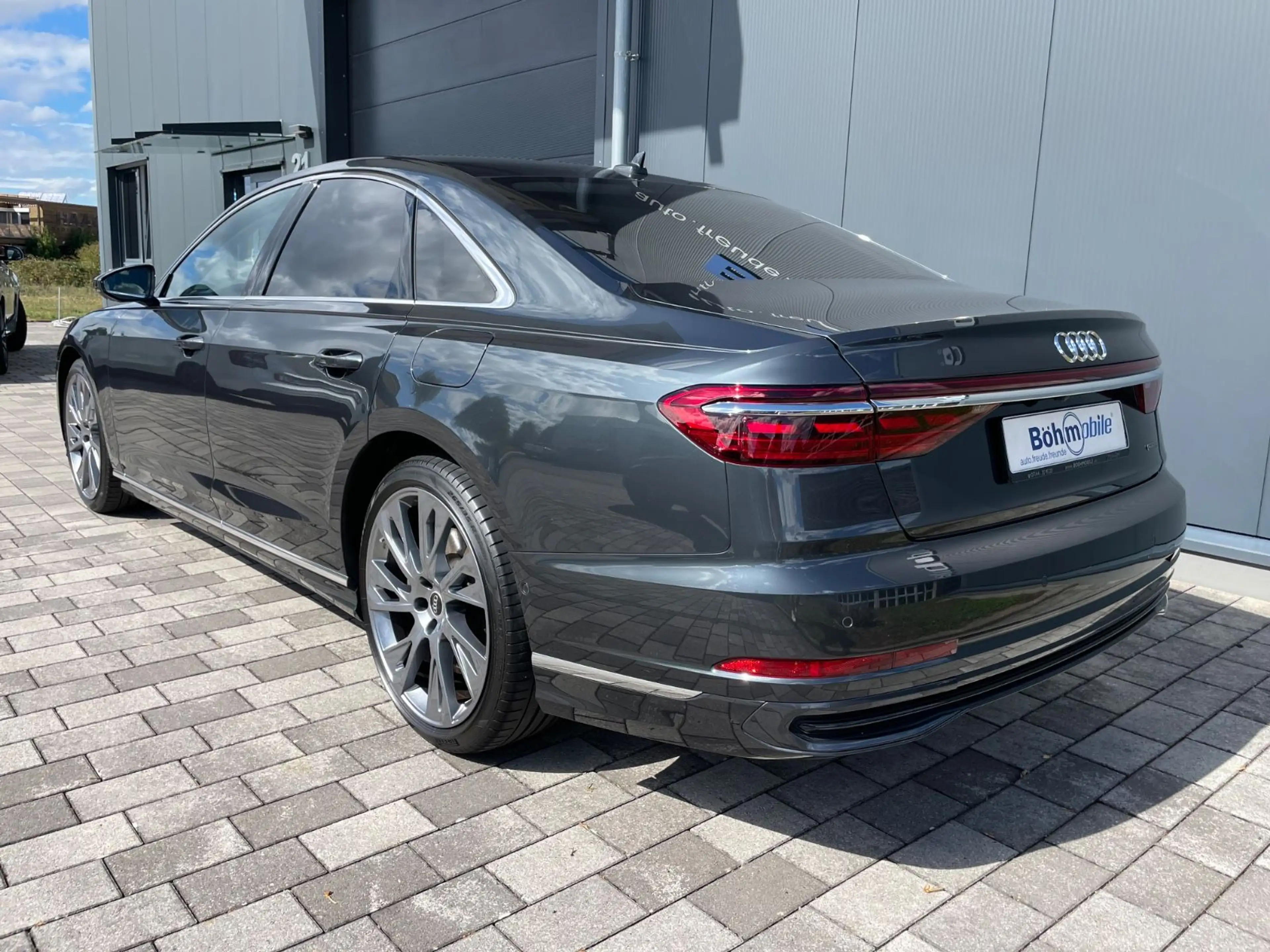 Audi A8 60 TFSI e quattro/Pano/B+O/TV/Nacht/NP 160 — photo 6