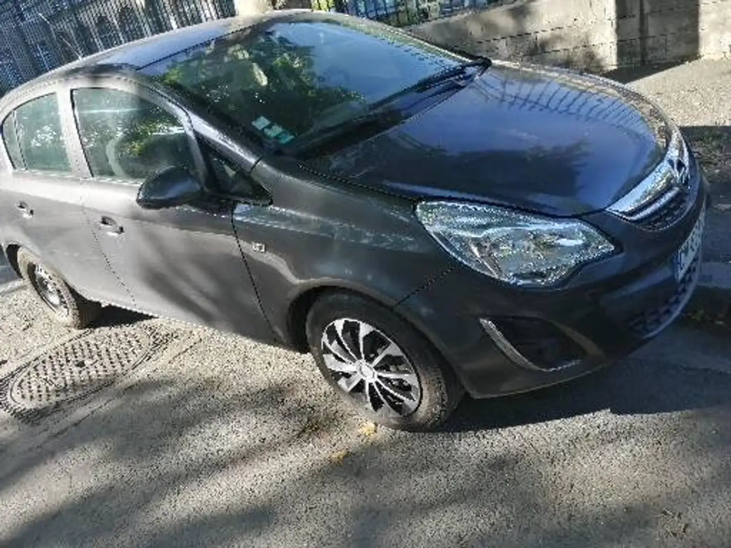 Opel Corsa Corsa 1.2 - 80 Twinport Cool Line 2 Gris - 2