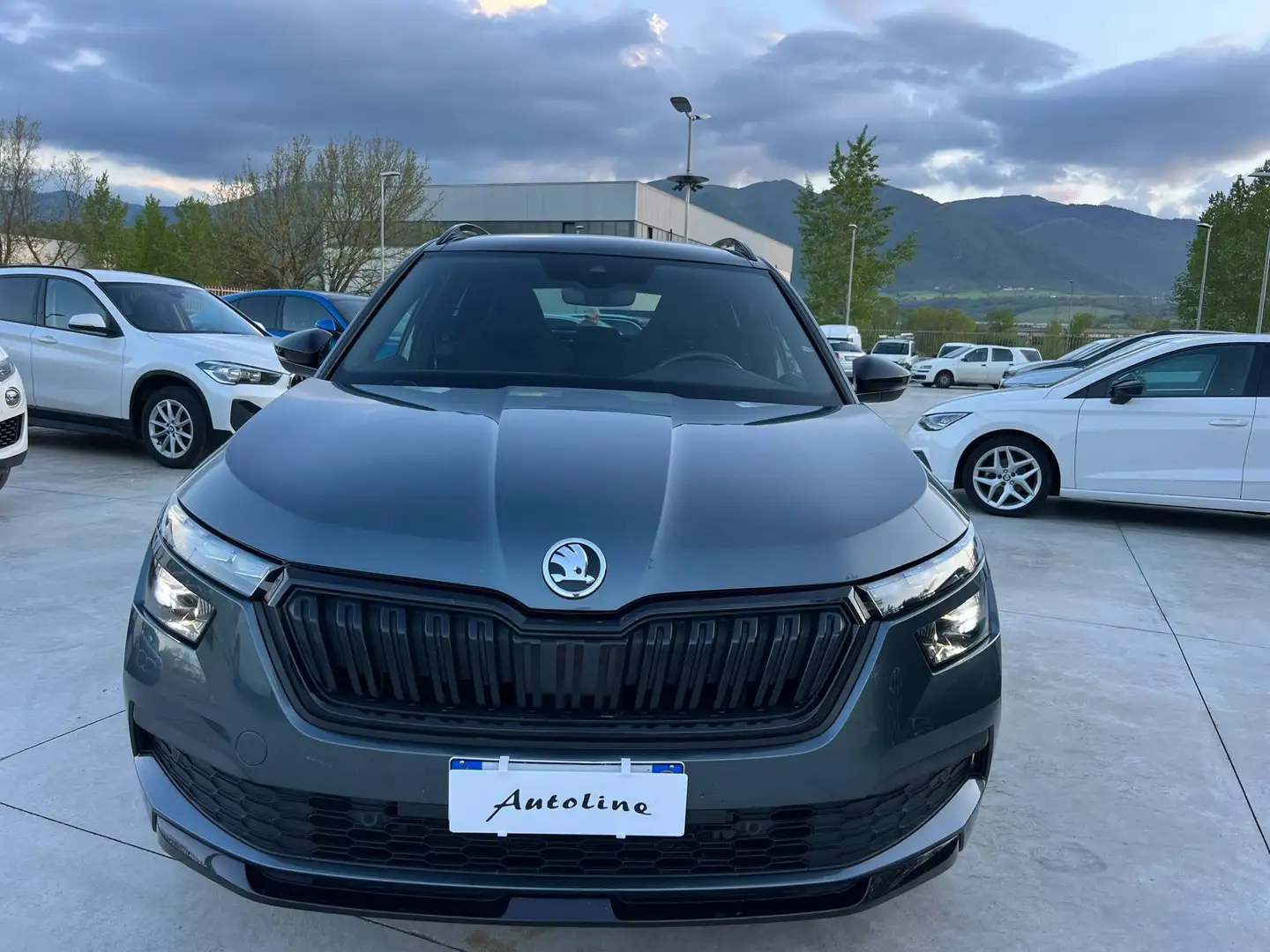 Skoda Kamiq 1.6 tdi 115Cv MONTECARLO-TETTO-SEDILI SPORT- Grigio - 1