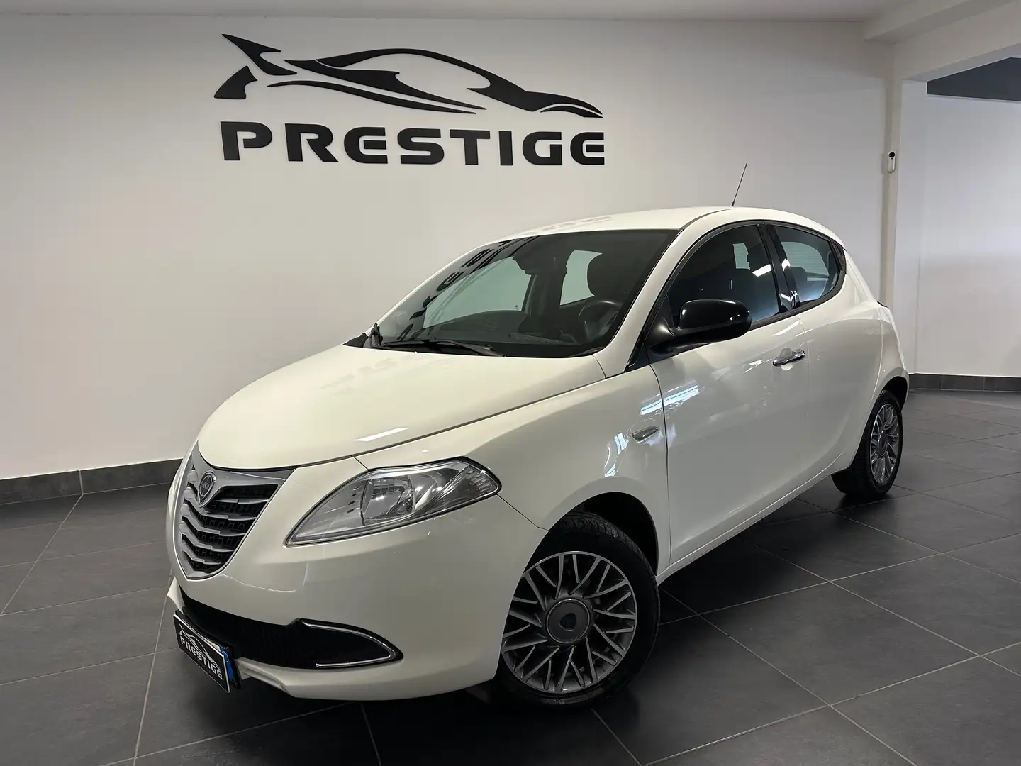 Lancia Ypsilon YPSILON 0.9 NEOPATENTATI 86CV AUTOMATICA UNIPRO - 1