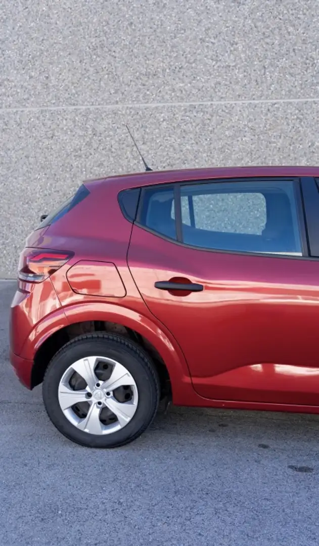 Dacia Sandero TCe Essential 67kW Burdeos - 2