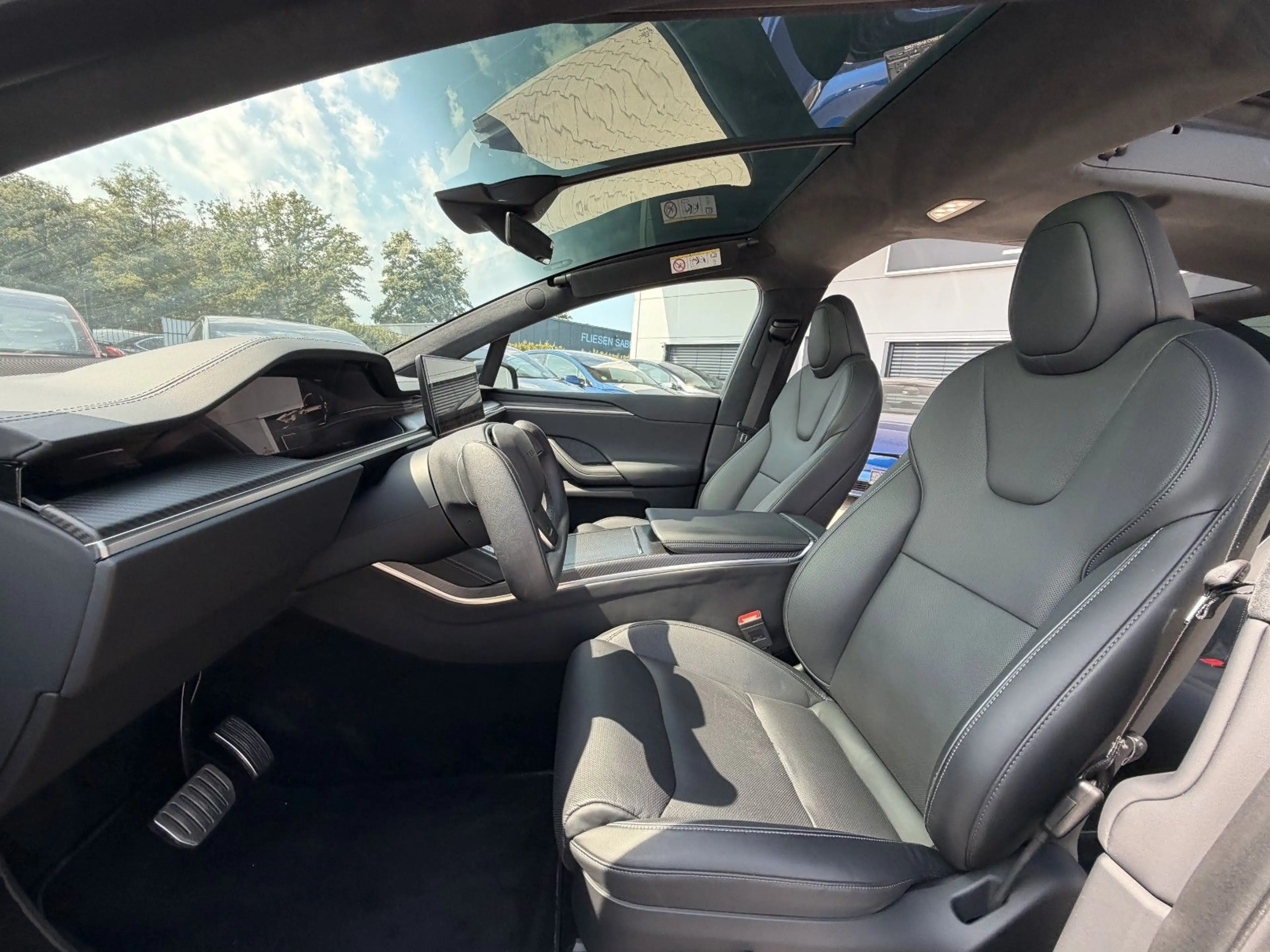 Tesla Model X MODEL X PLAID | ENHANCED AUTOPILOT | 6 SEATER — photo 13