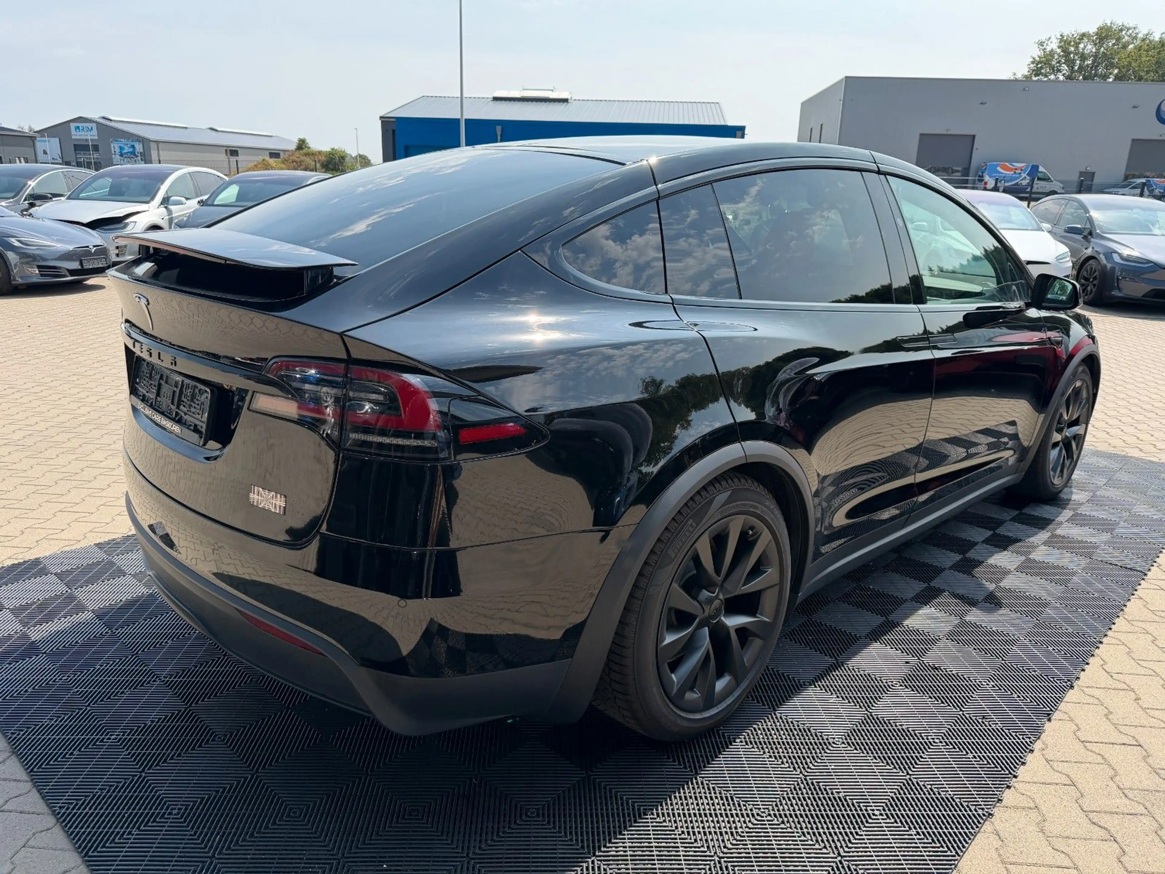 Tesla Model X MODEL X PLAID | ENHANCED AUTOPILOT | 6 SEATER — photo 7