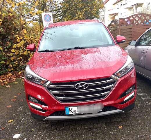 Imagine Hyundai TUCSON blue 1.7 CRDi 2WD DCT Trend
