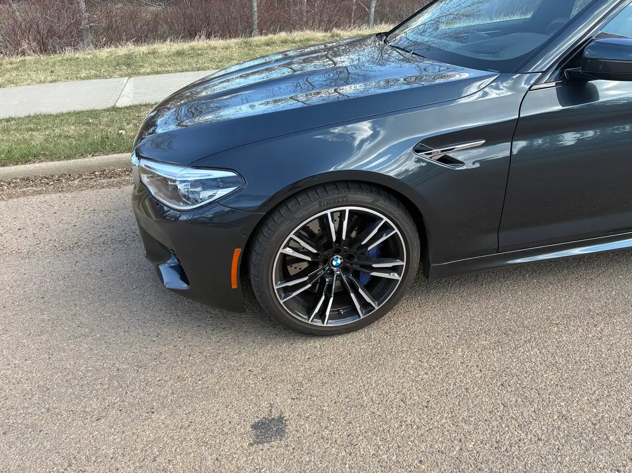 BMW M5 снимка BMW M5