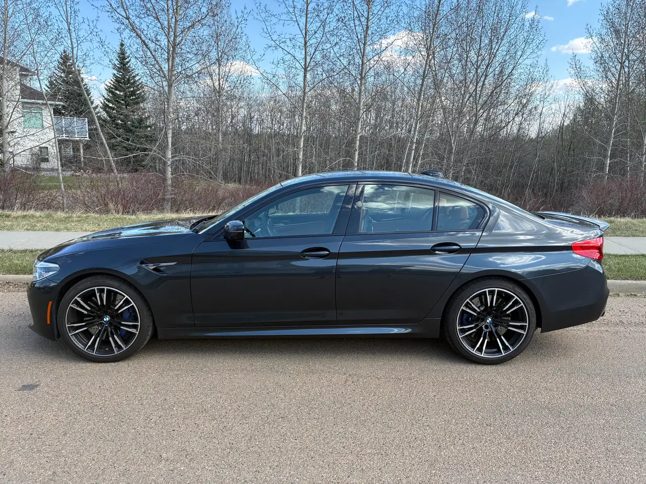 BMW M5 снимка BMW M5