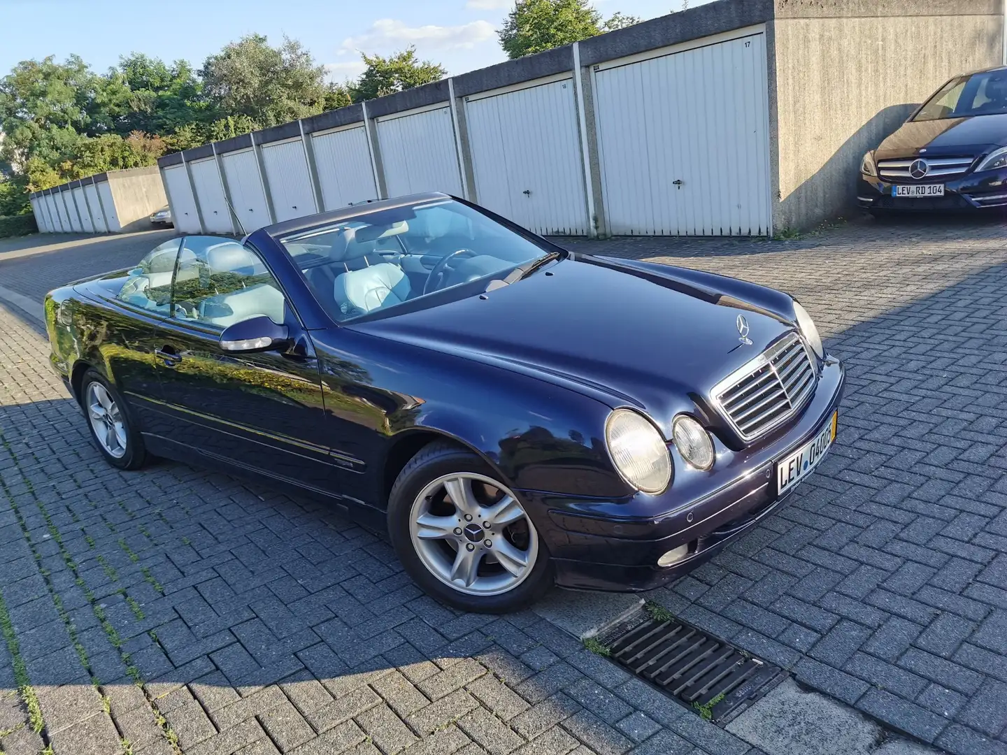 Mercedes-Benz CLK 230 CLK 230 Kompressor EVO (208.448) - 1