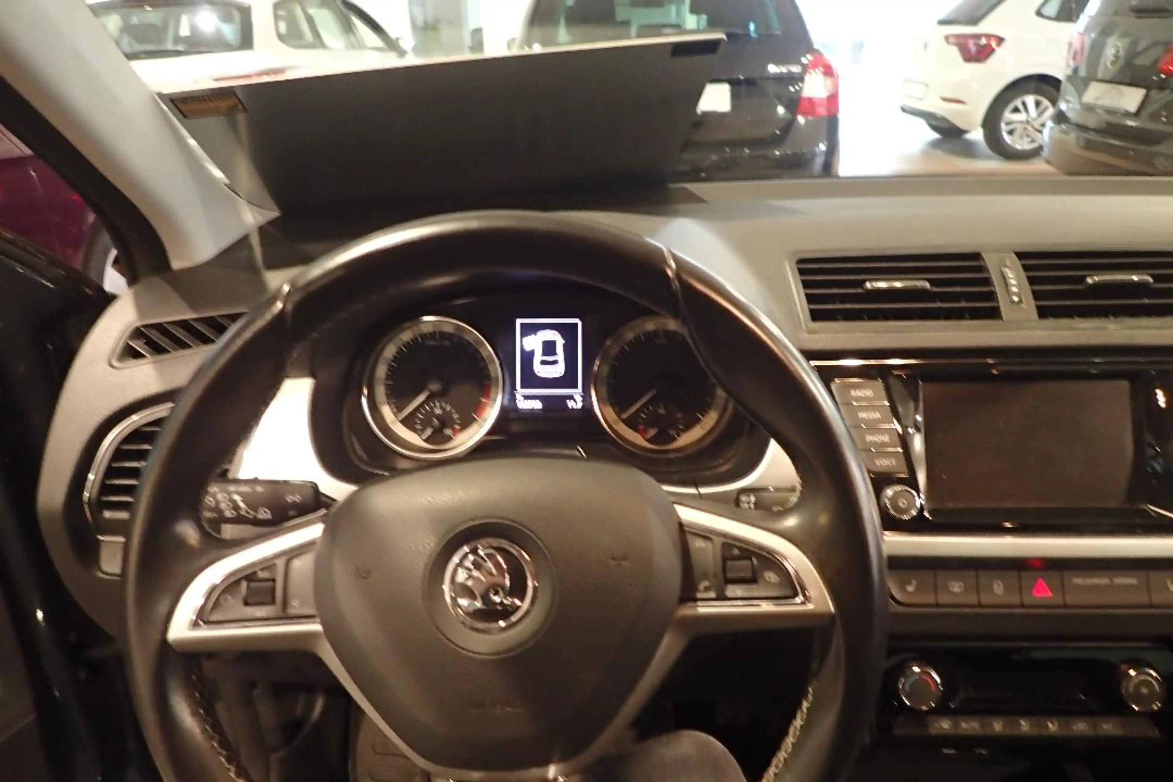 Skoda Fabia Edition  TDI CLIMATRONIC NAVI WINTERPAKET 1.HAND — photo 14