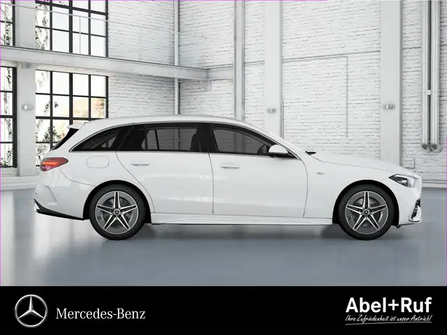 Mercedes-Benz C-Class view 6