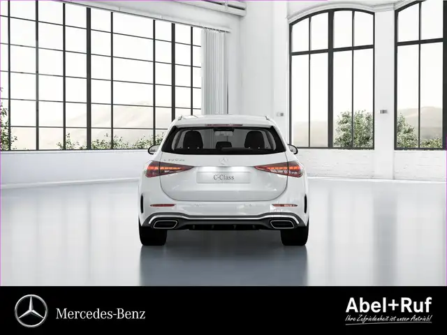Mercedes-Benz C-Class view 5