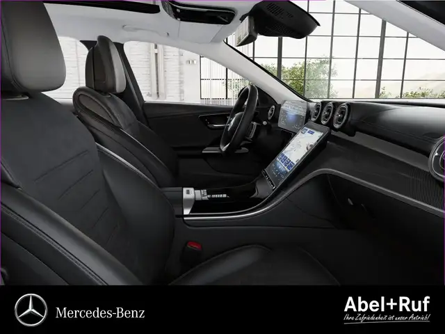 Mercedes-Benz C-Class view 8