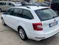 Skoda Octavia Octavia Wagon 1.6 tdi Executive 115cv Weiß - thumbnail 4