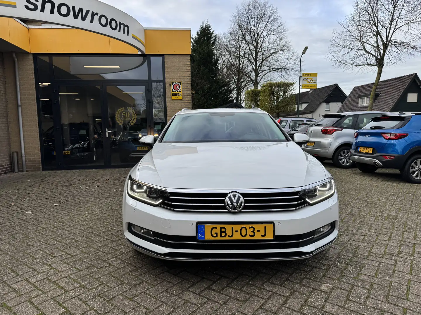 Volkswagen Passat Variant 1.6 TDI Highline Automaat Schuifdak Blanc - 2