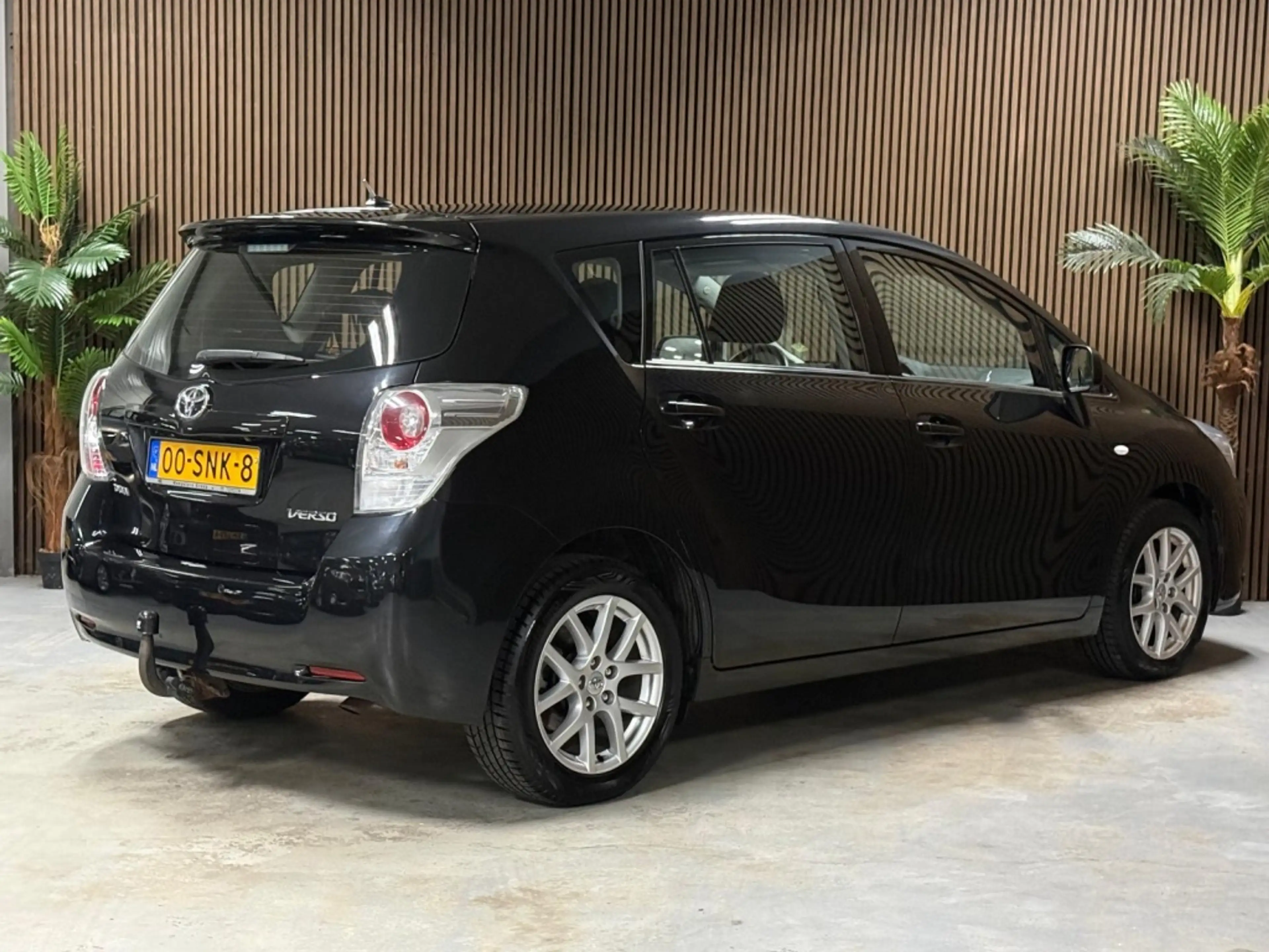 Toyota Verso 1.8 VVT-i Business — photo 4