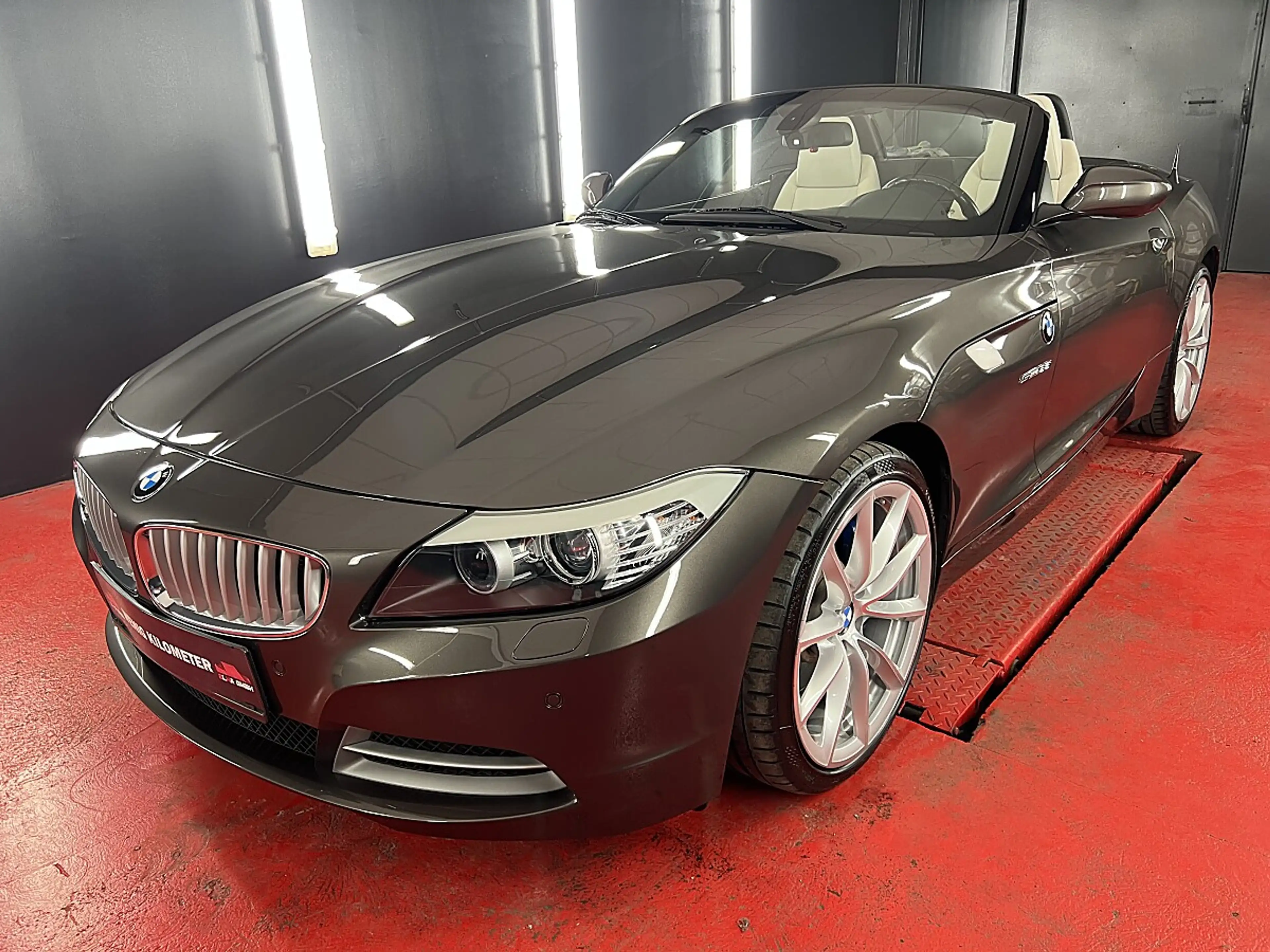 BMW Z4 sDrive 35i *Top Zustand *NUR 82.000km *Sammler — photo 4