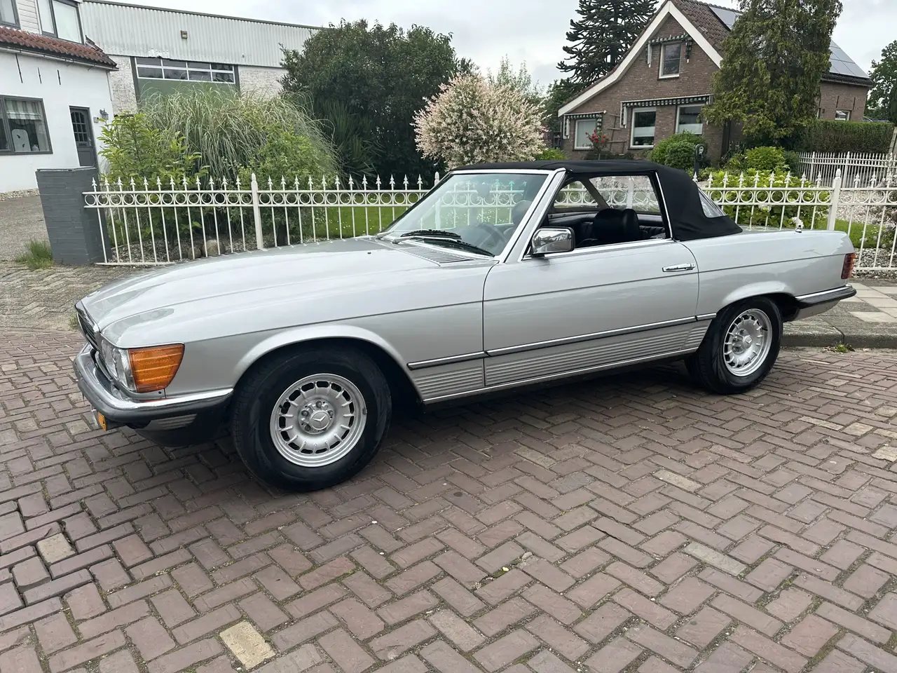 Mercedes-Benz SL 280 SL, foto 8