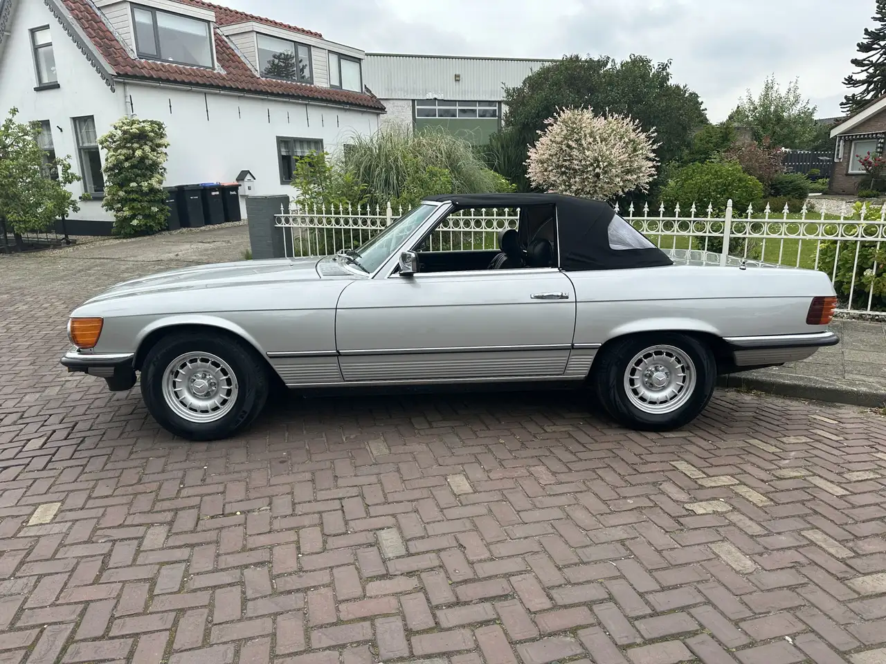 Mercedes-Benz SL 280 SL, foto 10