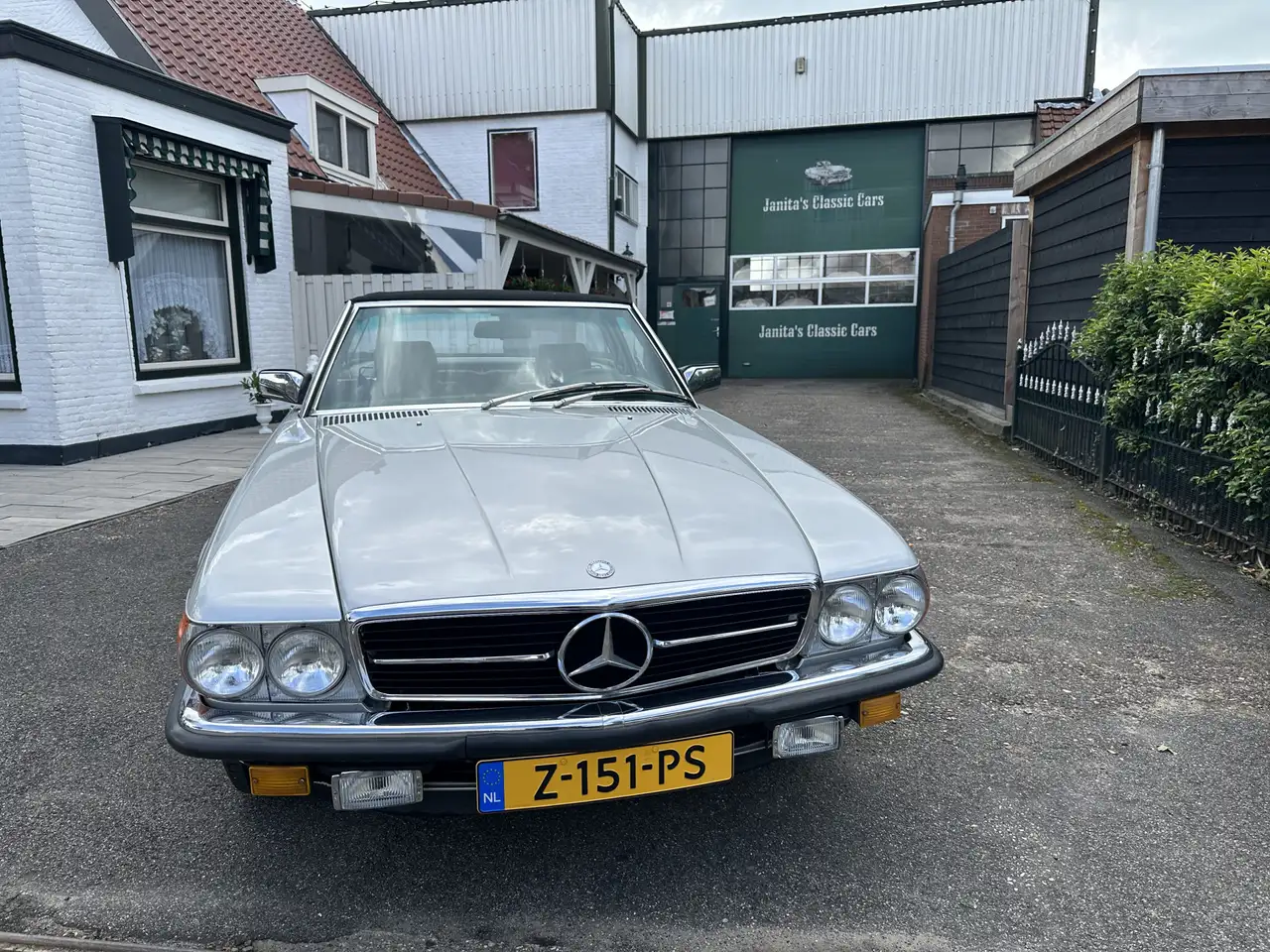 Mercedes-Benz SL 280 SL, foto 4