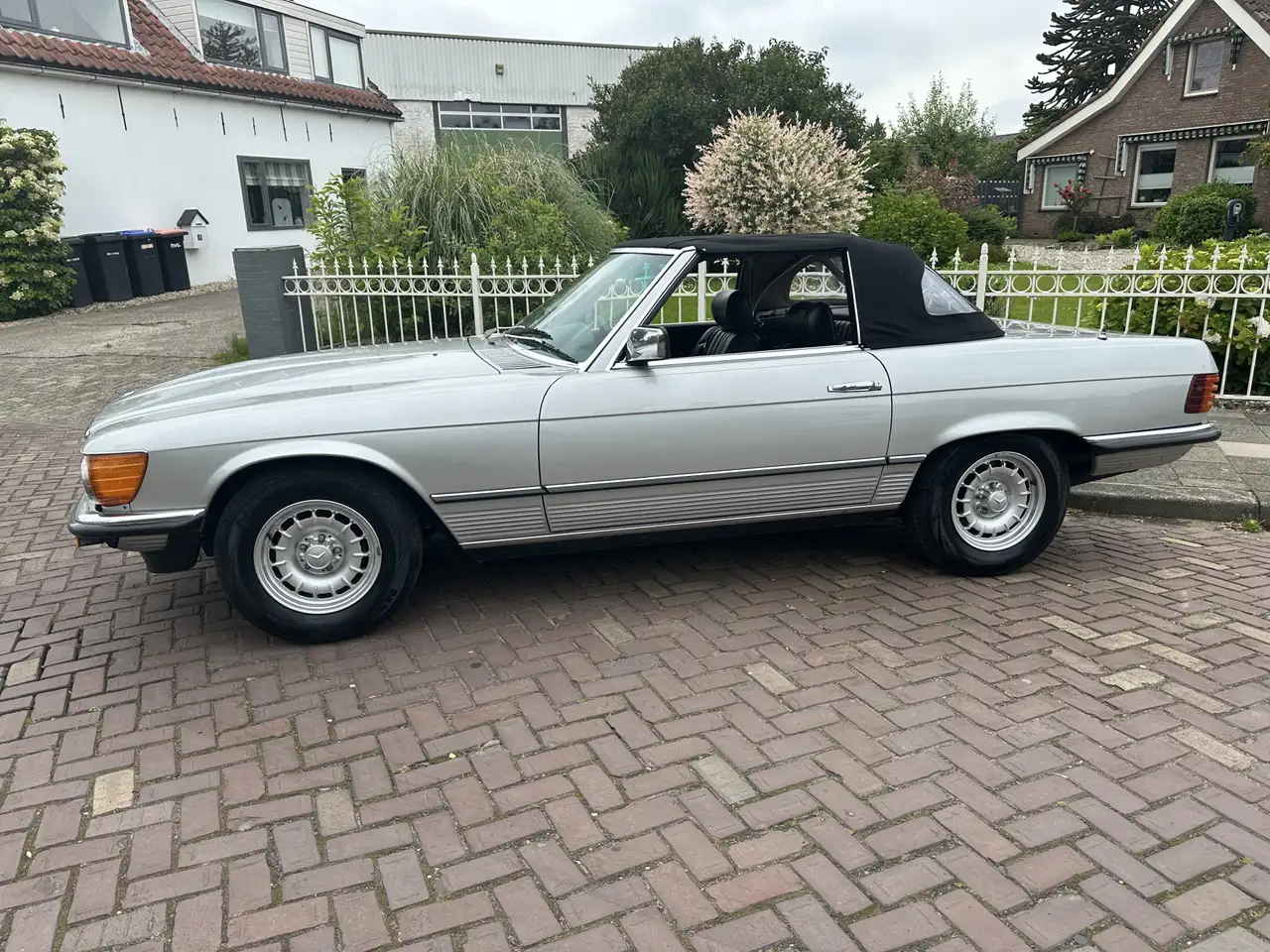 Mercedes-Benz SL 280 SL, foto 9