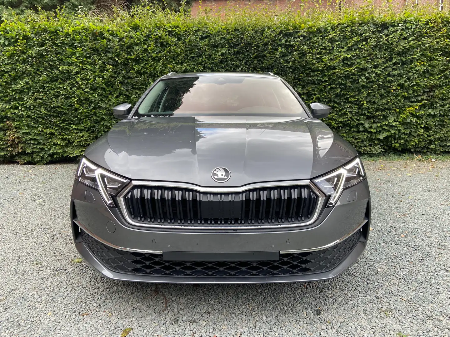 Skoda Octavia 1.5 TSI DSG*Trekhaak*Elek.Koffer*Navi*LED*... Gris - 2