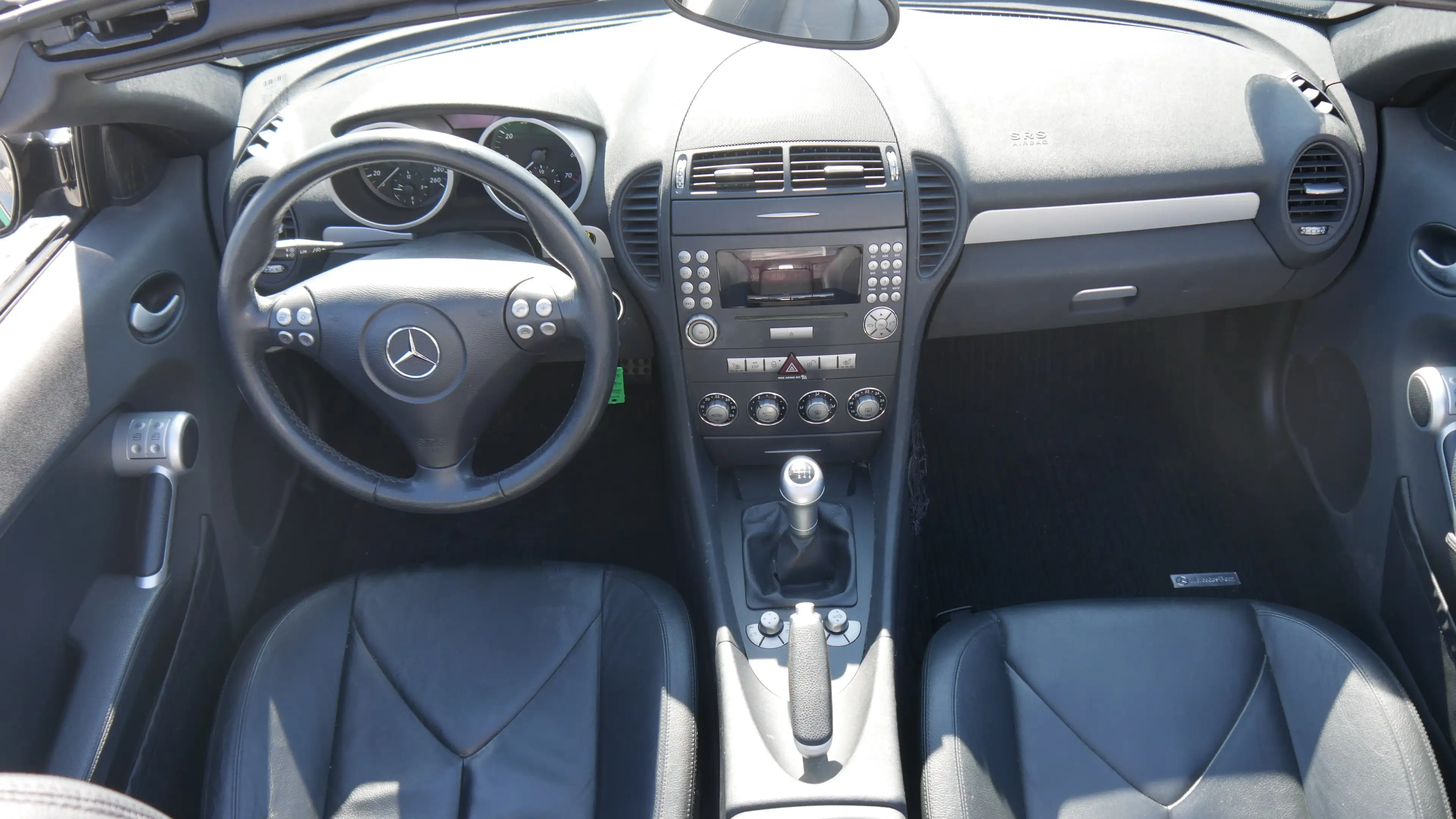 Mercedes-Benz SLK 200 1.8 Kompressor TÜV,- Kundendienst Neu Sitzheiz. — photo 10