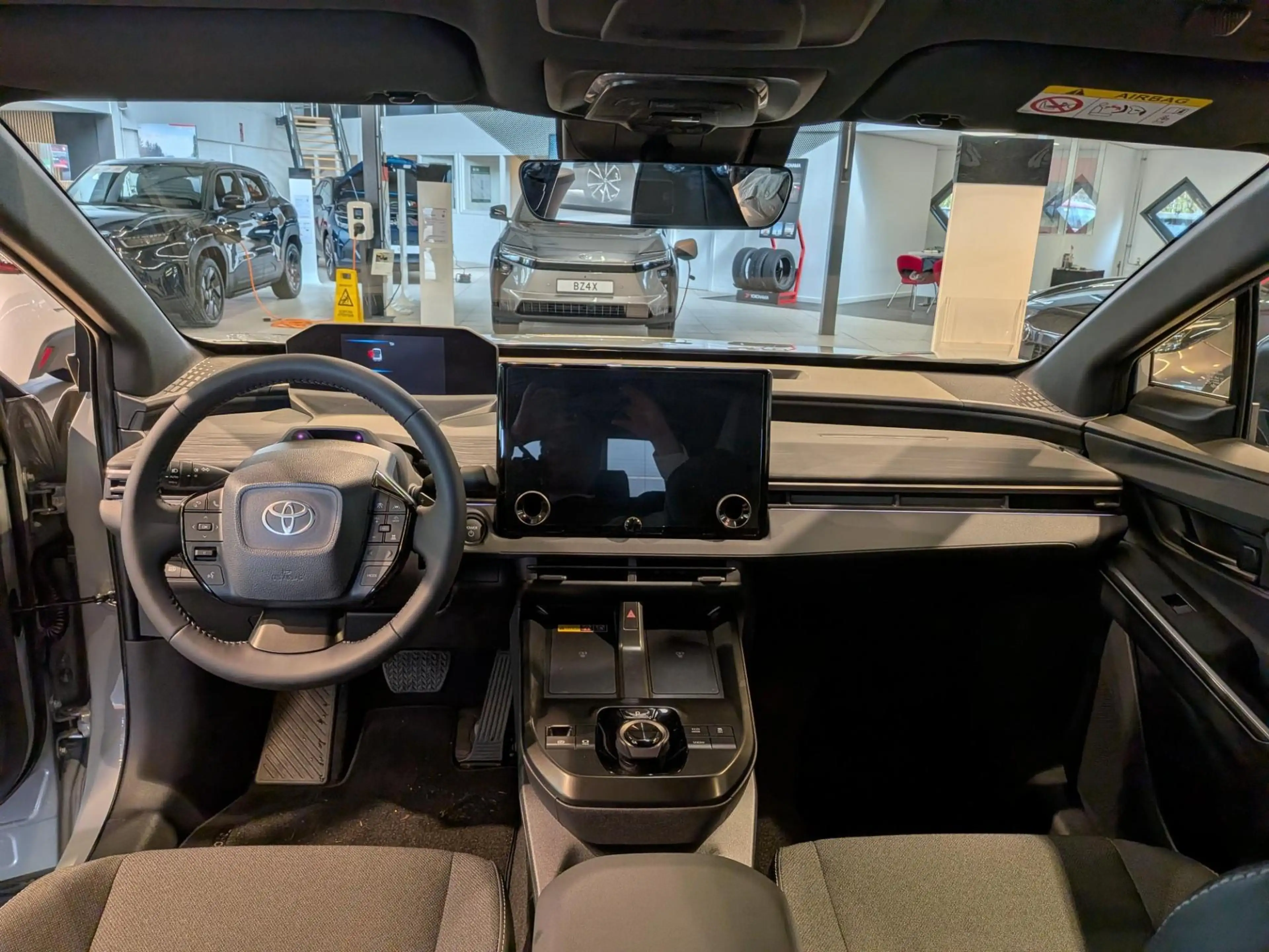 Toyota C-HR+ First Edition 77 kWh |Rijklaar|AllSeasonBanden|BTW — photo 6