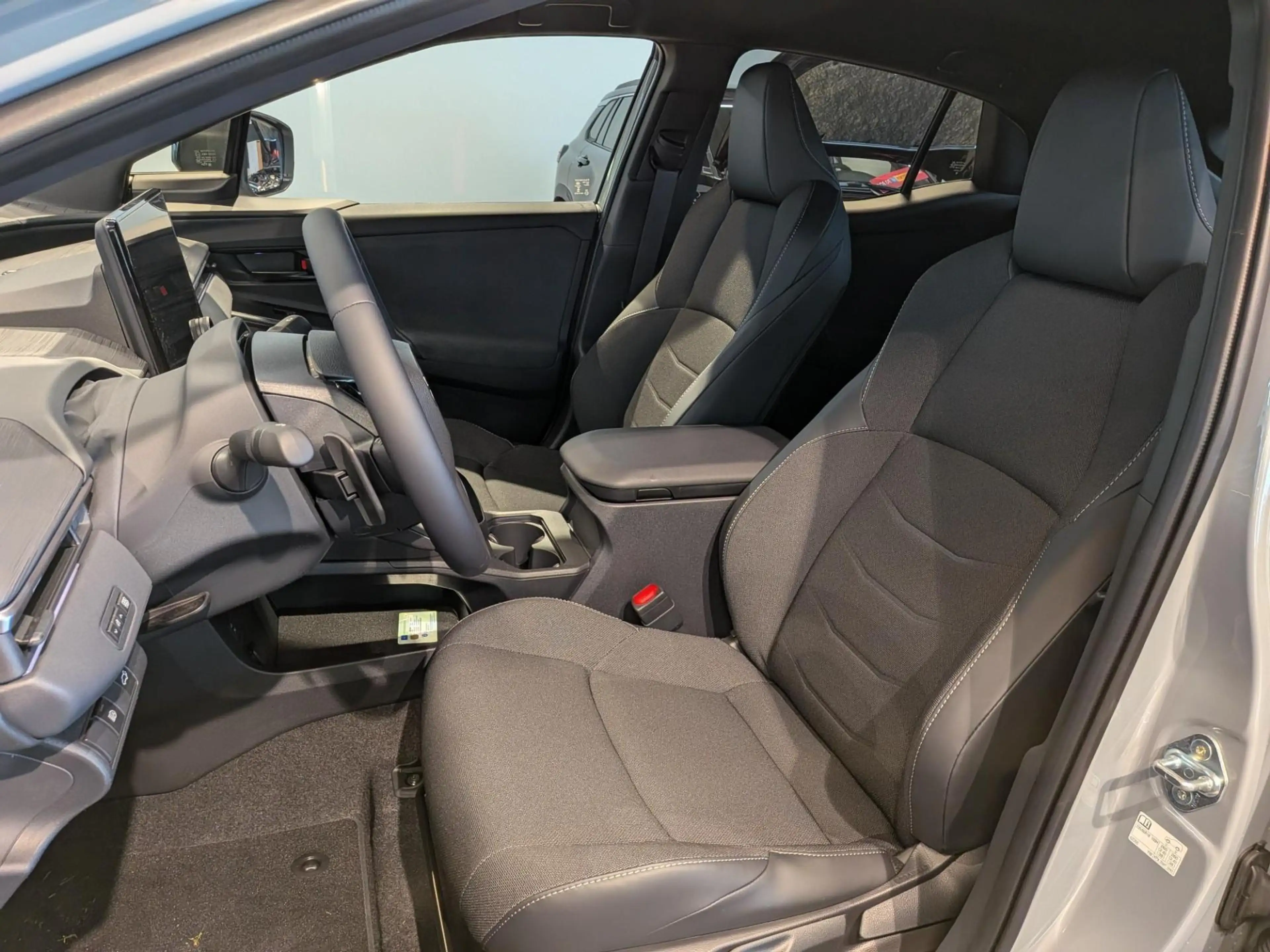 Toyota C-HR+ First Edition 77 kWh |Rijklaar|AllSeasonBanden|BTW — photo 4