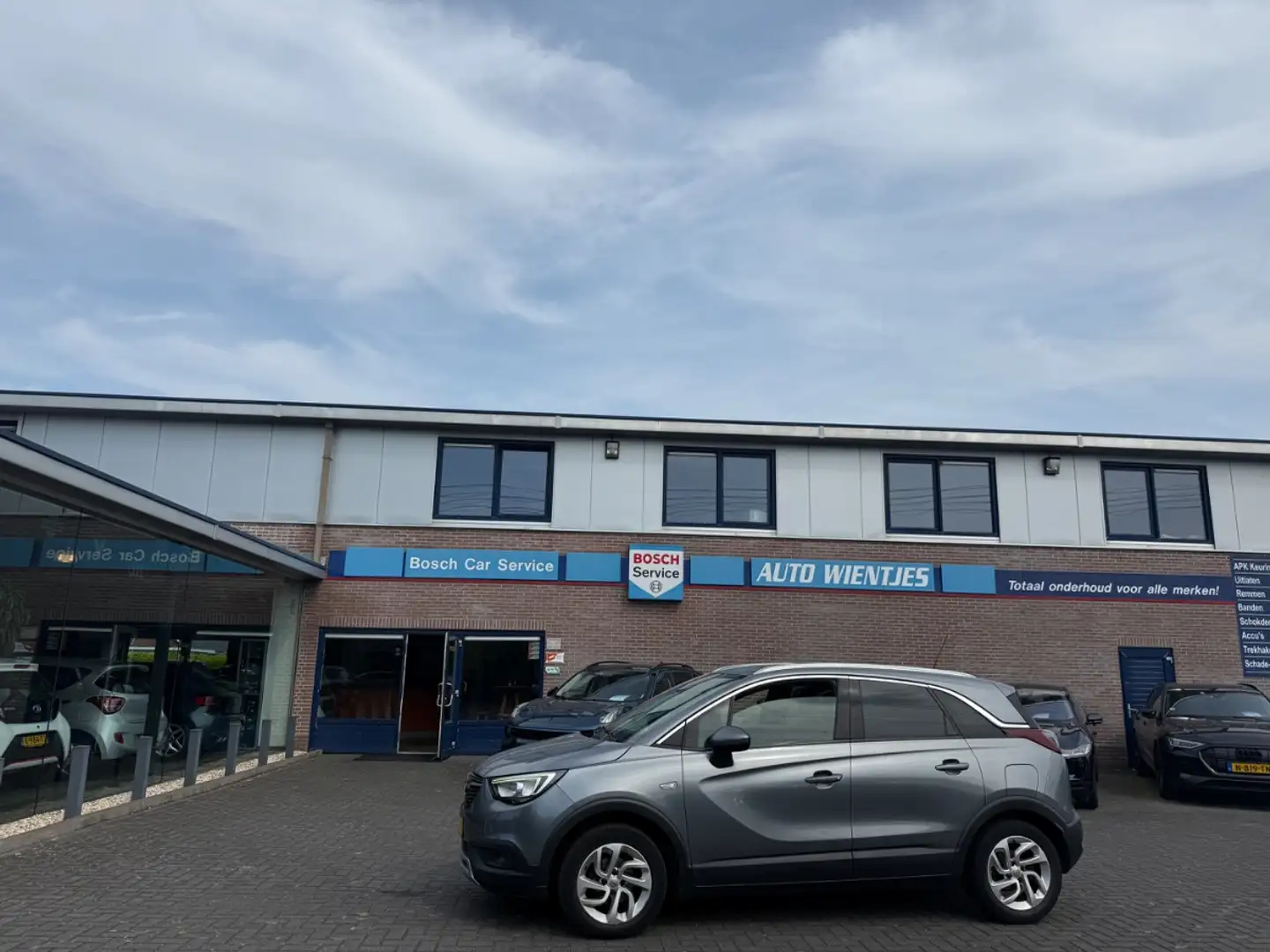 Opel Crossland X 1.6 CDTI | Innovation | Airco-Ecc | Navi | Carplay Grijs - 1