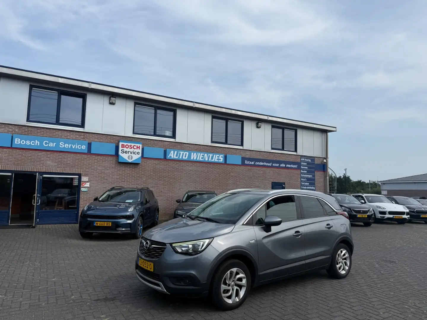 Opel Crossland X 1.6 CDTI | Innovation | Airco-Ecc | Navi | Carplay Grijs - 2