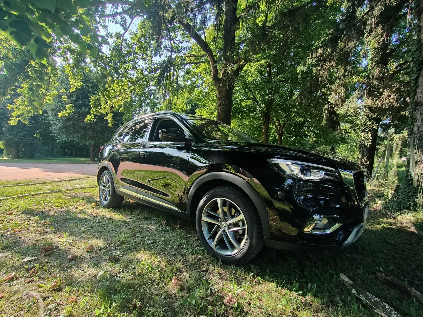 MG HS 1.5 t Luxury auto - 1