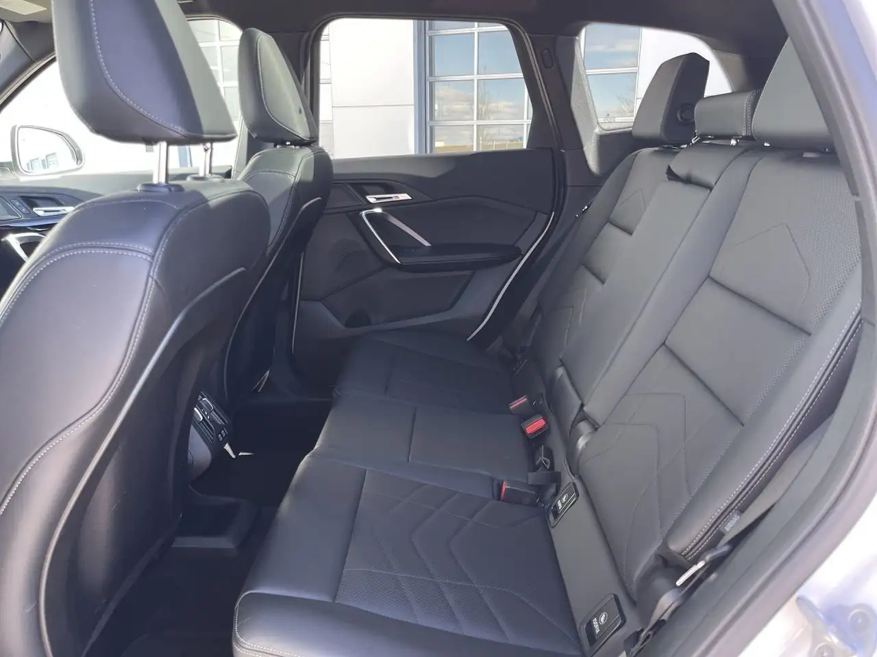 BMW X1 снимка BMW X1