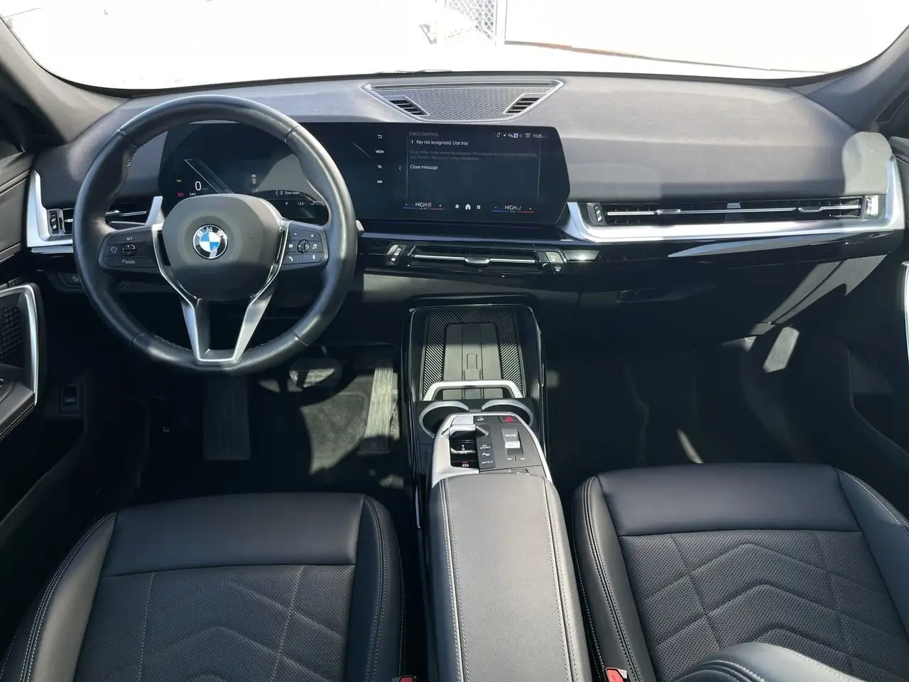 BMW X1 снимка BMW X1