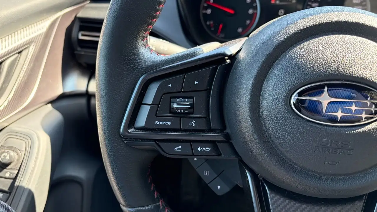 Subaru WRX снимка Subaru WRX