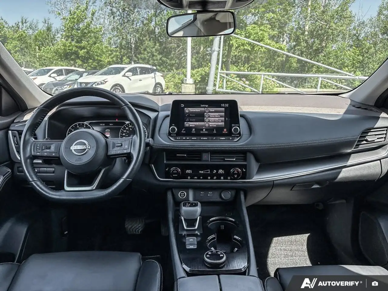 Nissan Rogue photo Nissan Rogue