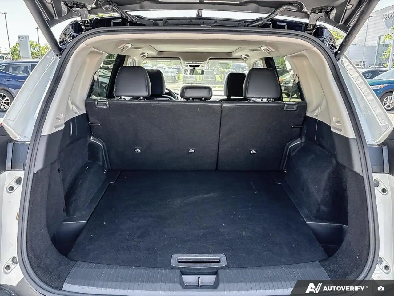 Nissan Rogue photo Nissan Rogue