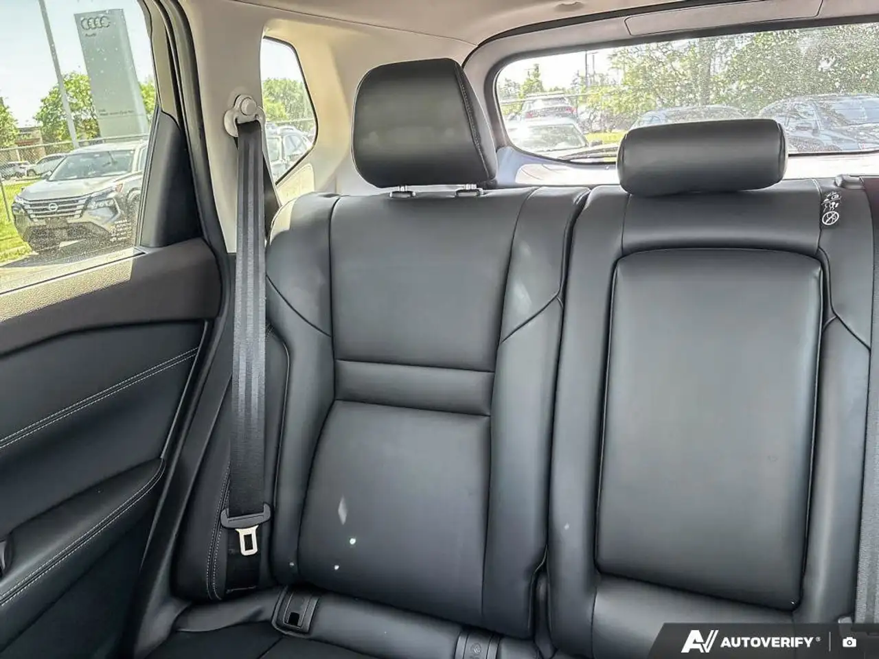 Nissan Rogue photo Nissan Rogue