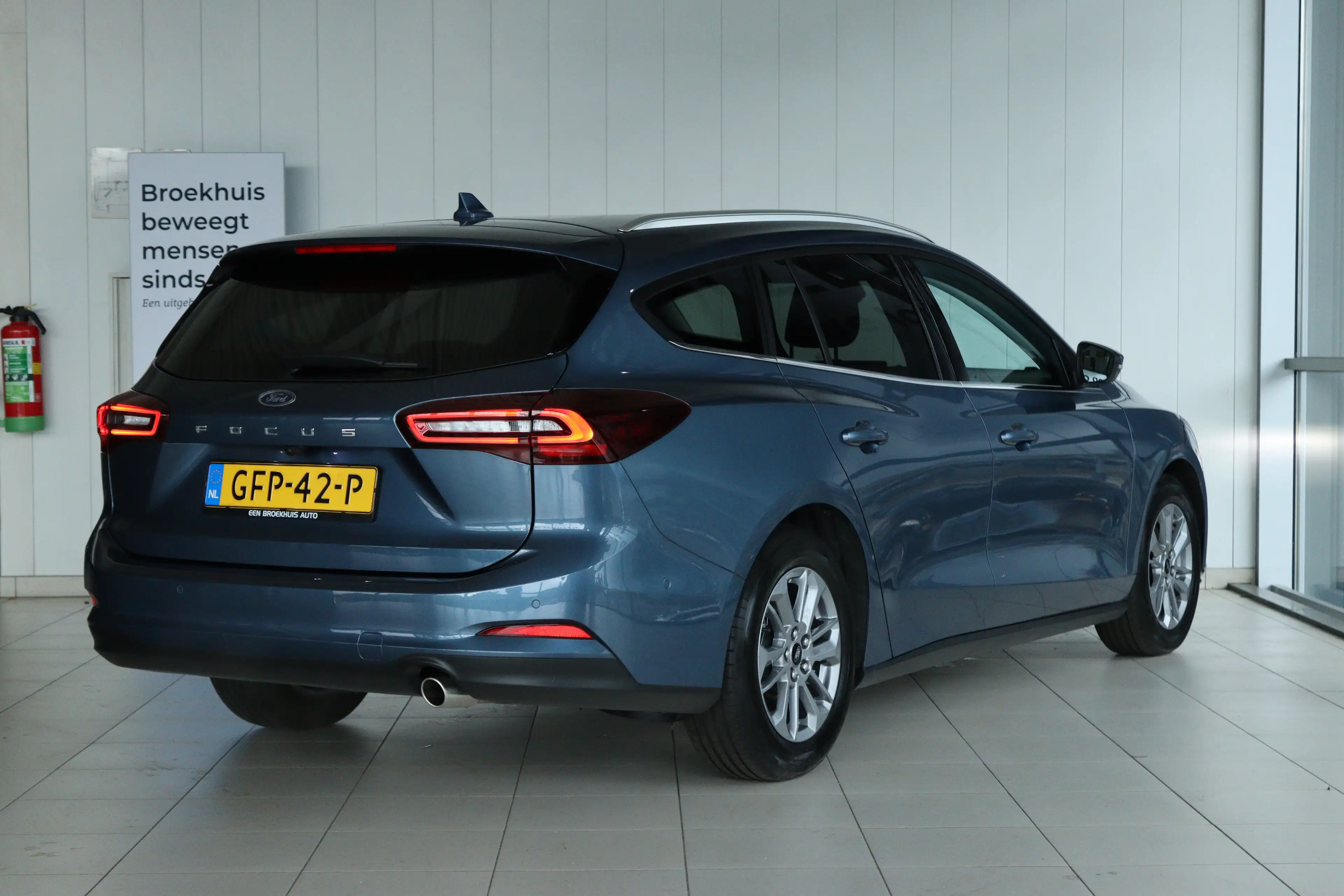 Ford Focus Wagon 1.0 EcoBoost Hybrid Titanium | Winter Pakket — photo 2