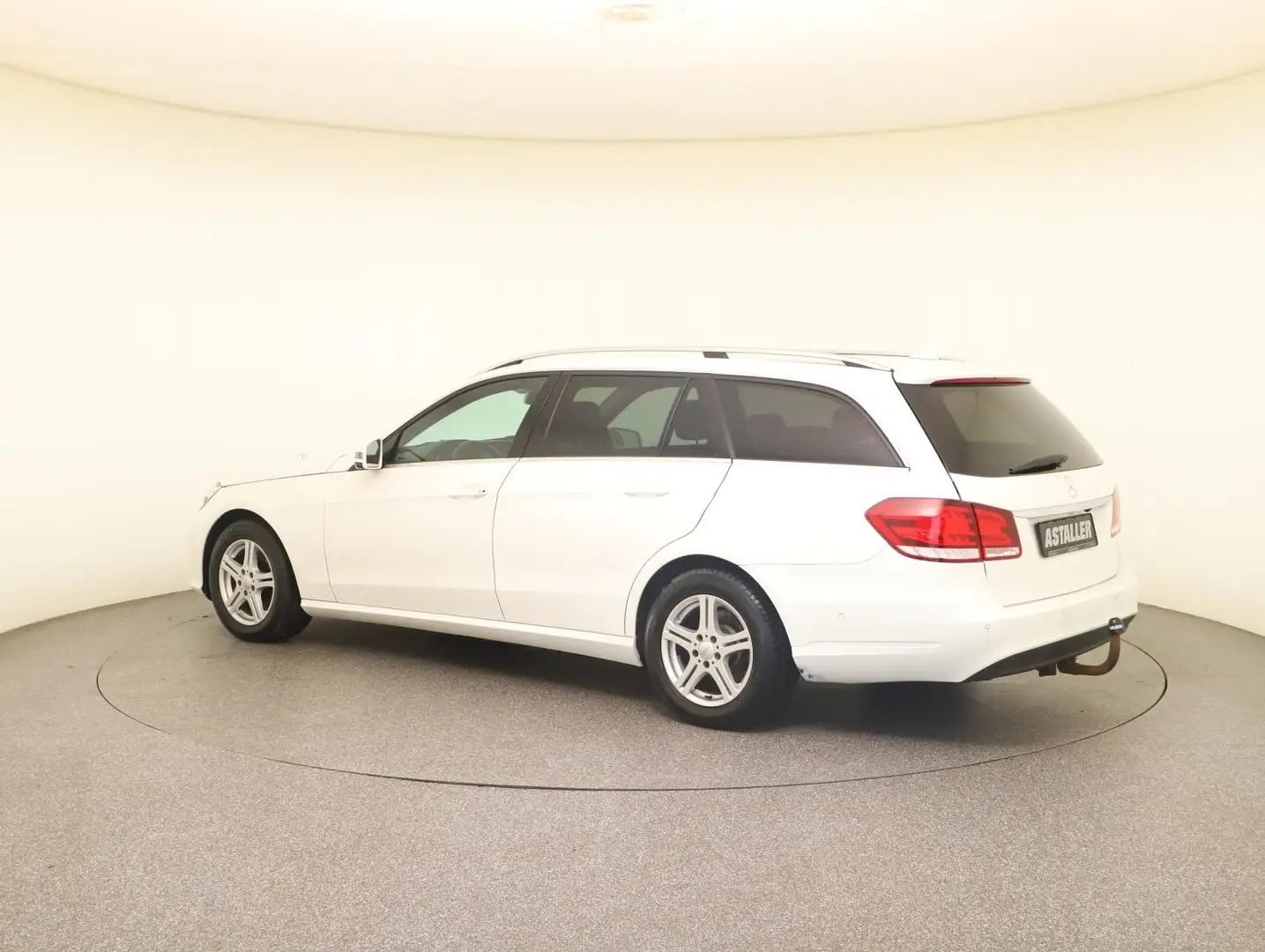 Mercedes-Benz E 250 T CDI BE Navi+LED+Leder+SHZ White - 2