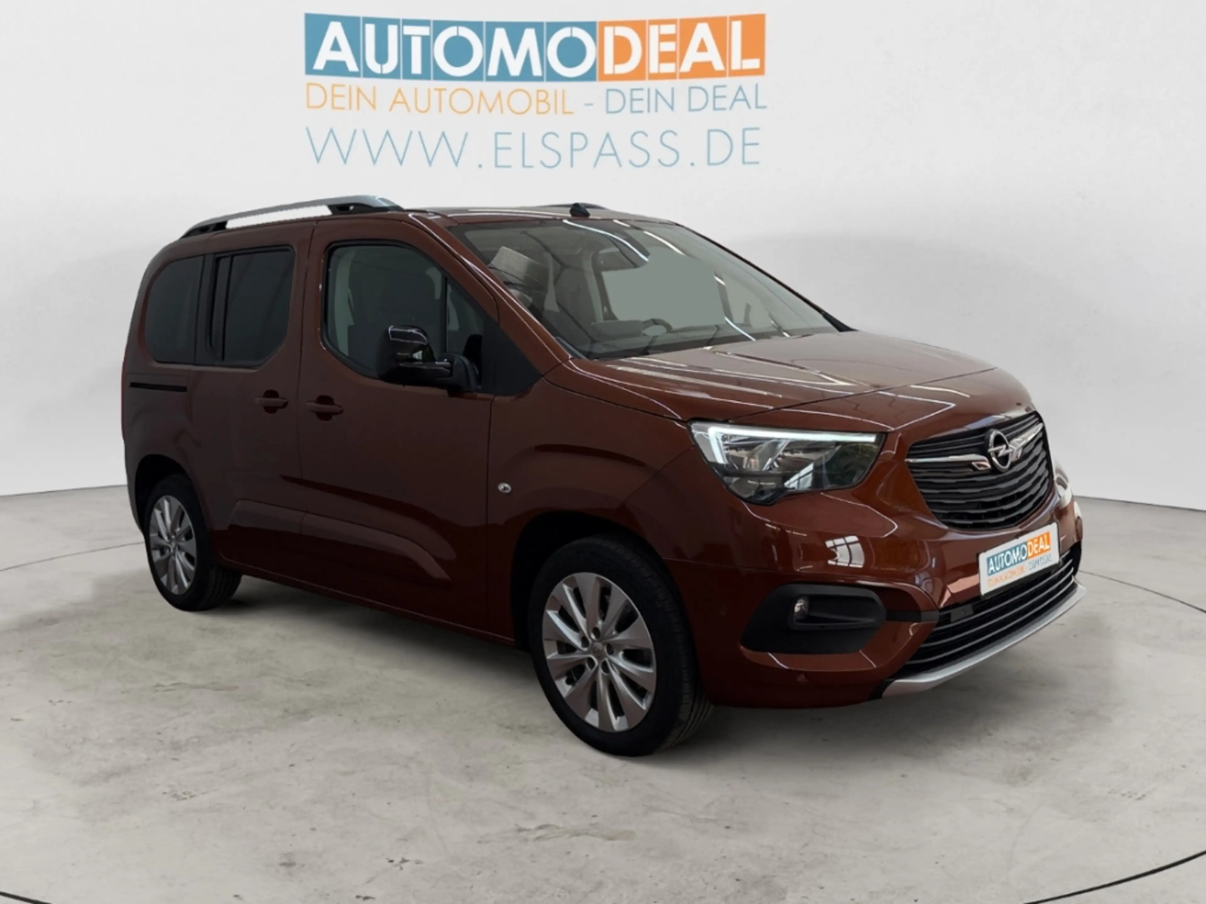Opel Combo Life Ultimate AUTOMATIK NAV KAMERA SITZ.HZG TEMPOMAT AP — photo 4